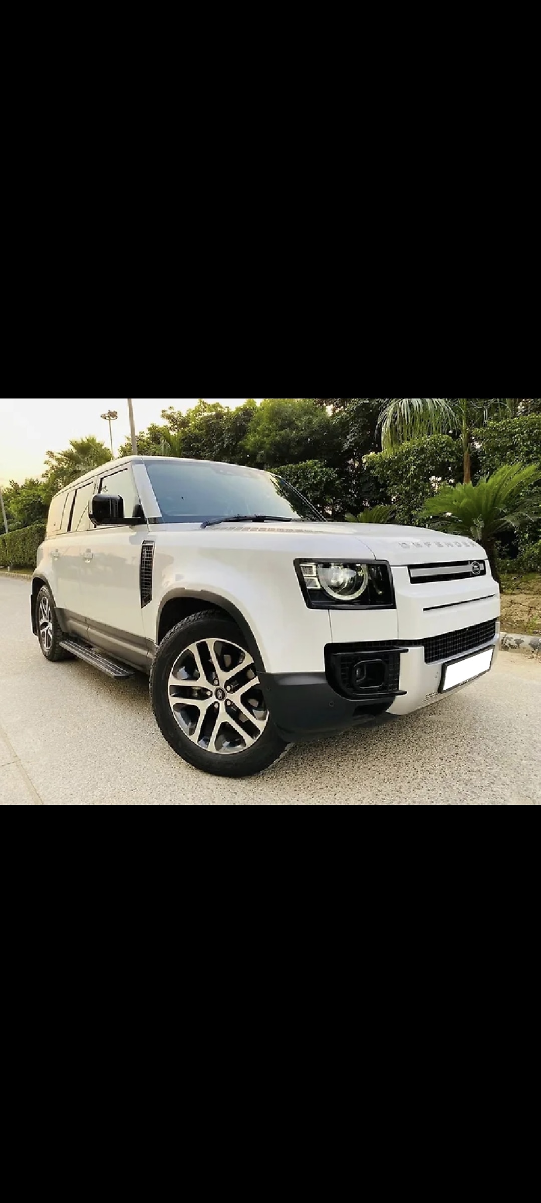 LAND ROVER DEFENDER 110 HSE 2024 image 1