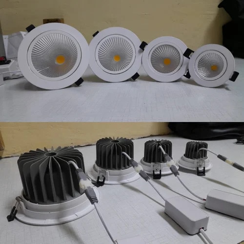 3W Tiltable COB Downlight image 1
