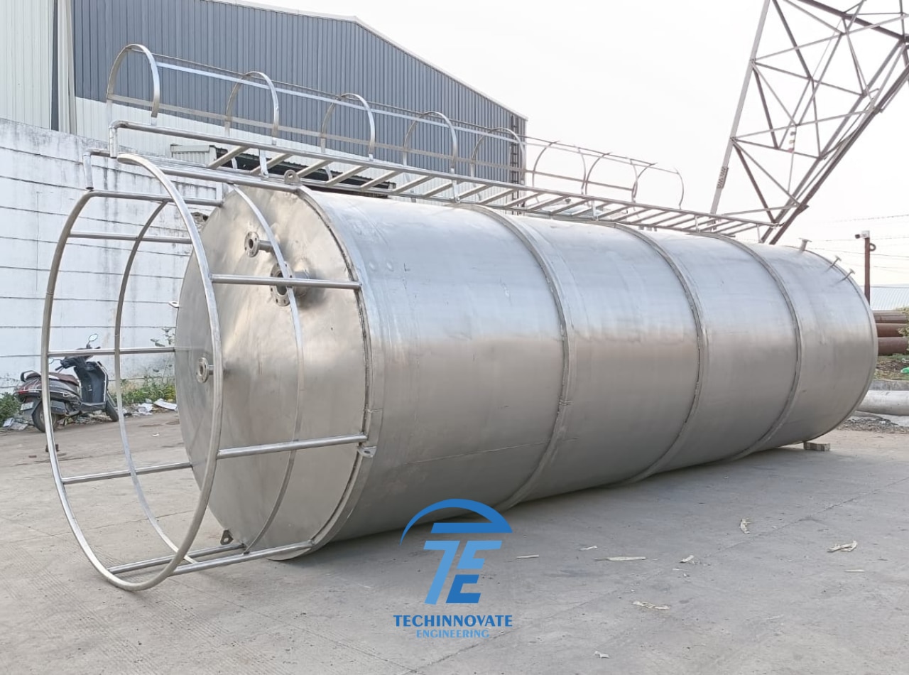 SS Industrial Liquid Storage Tank Manufacturer image 1