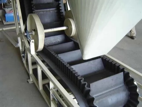 Side Wall Cleated Rubber Conveyor Belt image 1