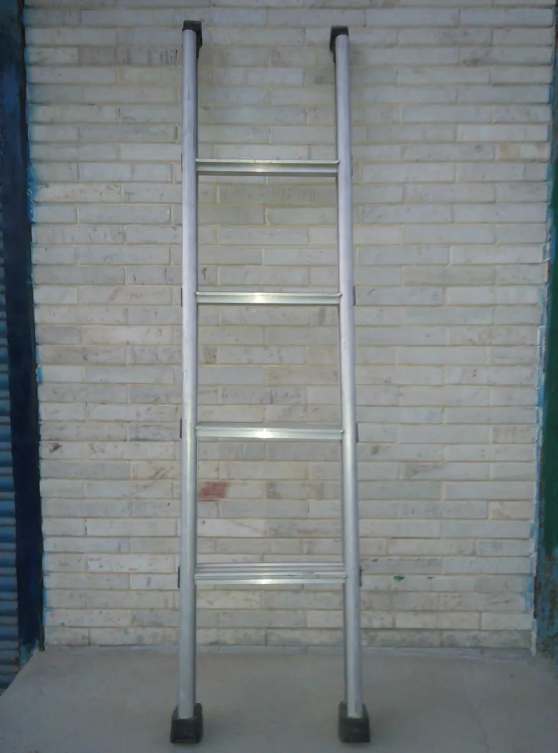Aluminium Steps Ladder image 1