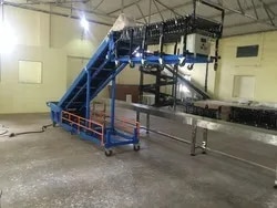 Truck Loading Conveyor image 1