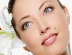 Laser Mole Remover Treatment image 1