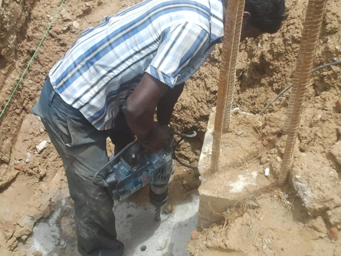 BAR FIXING SERVICES image 1