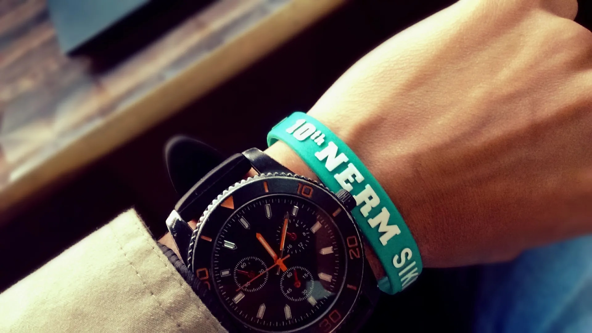 Green silicon wristbands image 1
