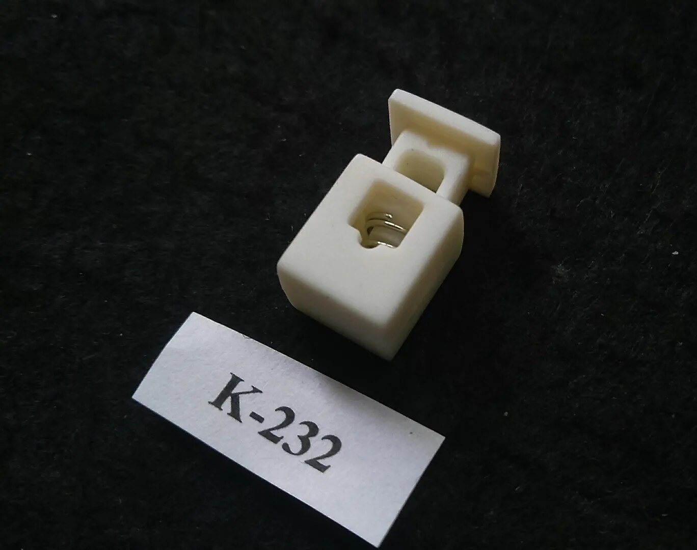 Cord Lock k-232 image 1