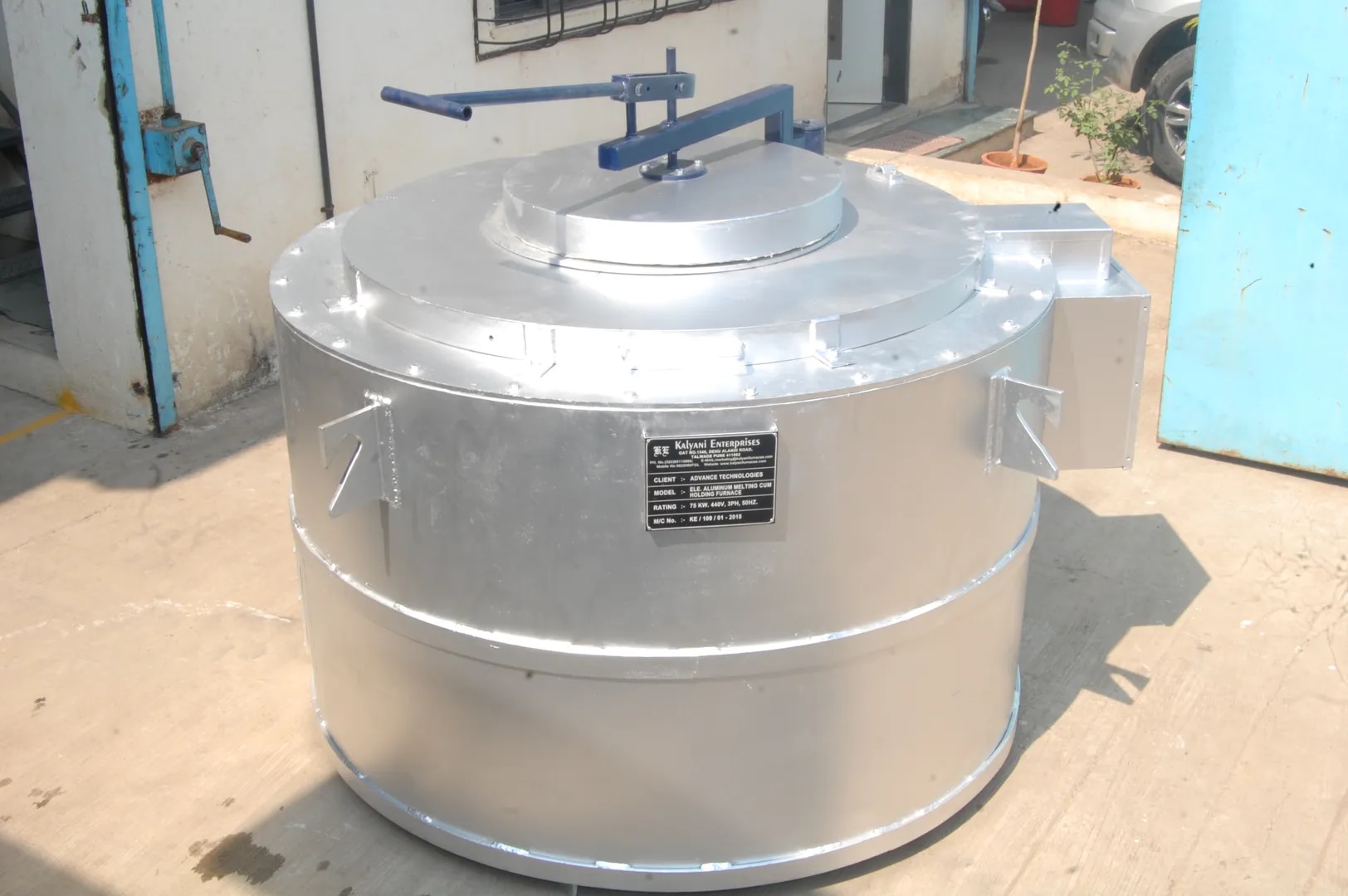 Aluminum Melting cum holding Furnace image 1