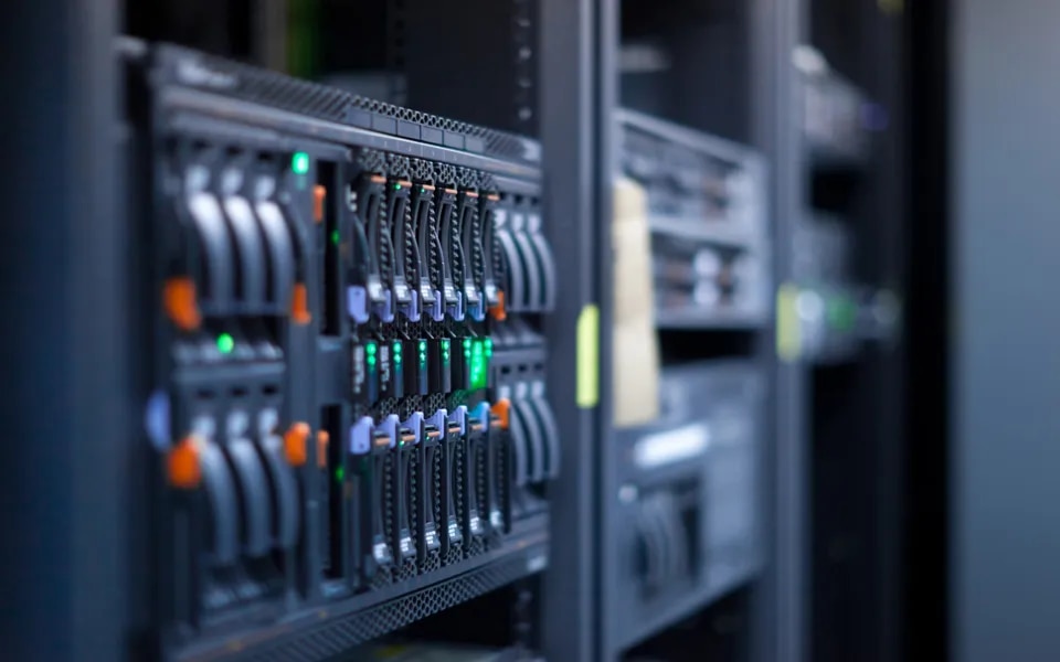 Enterprise-Grade Server / NAS / RAID Data Recovery image 1