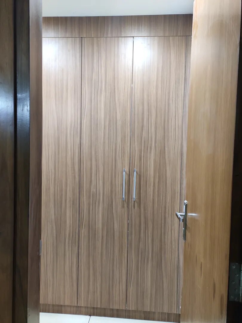Wardrobes image 1