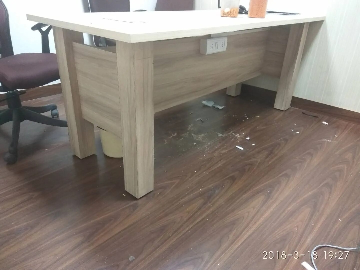 Office Furniture image 1