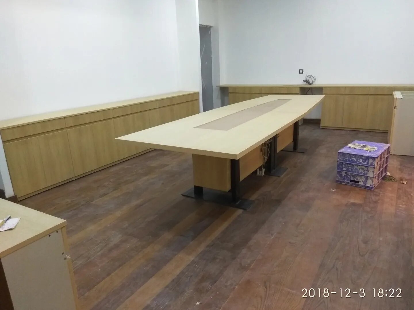 Office Furniture image 1