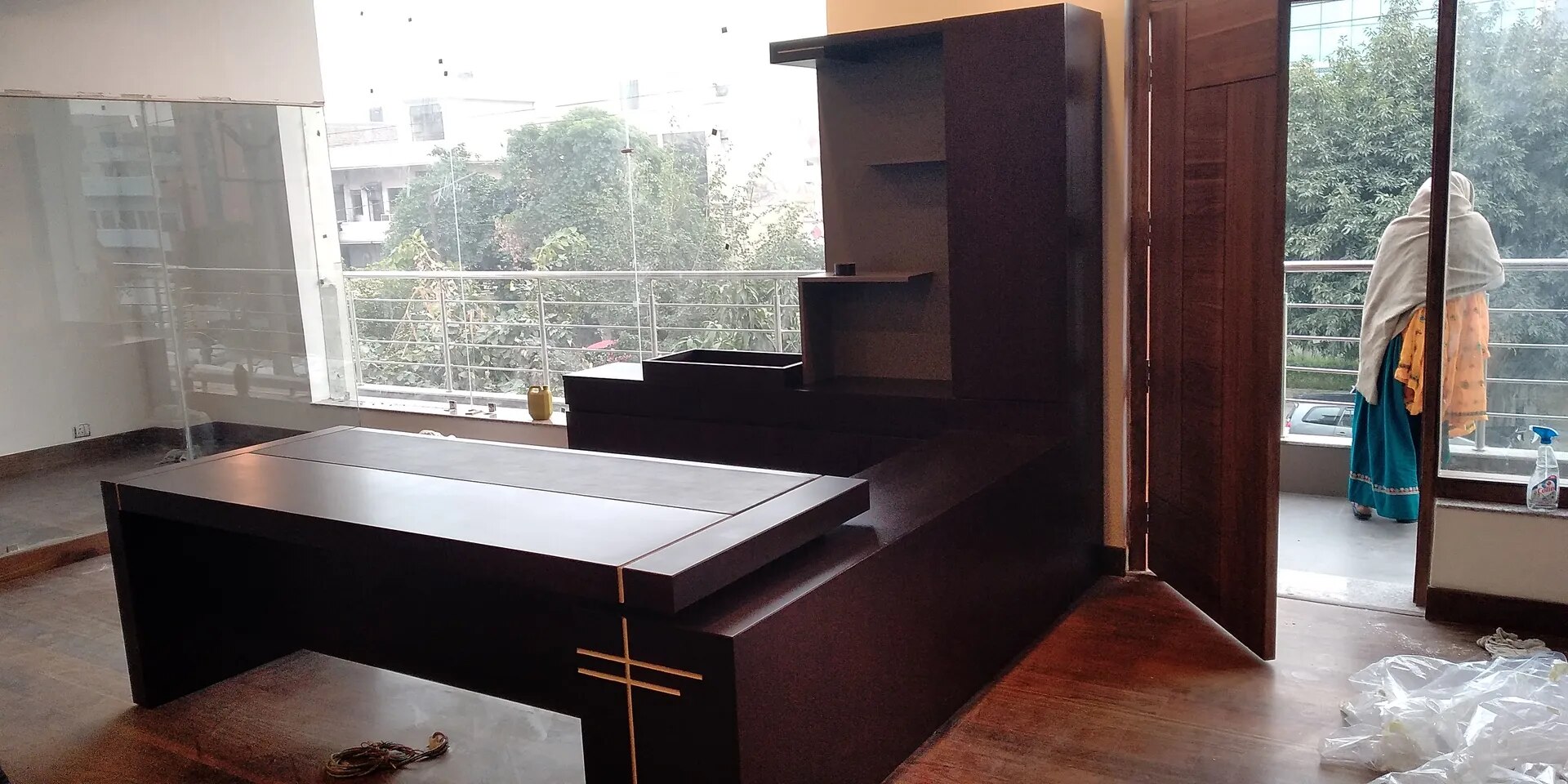 Office Furniture image 1