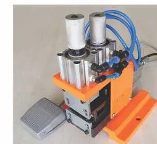 Vertical Pneumatic Stripping Machine image 1