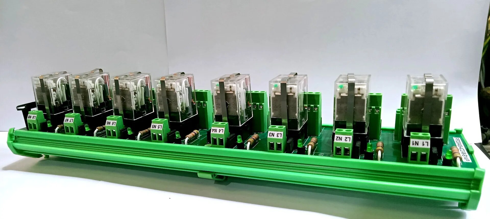Relay Interfacing Module RP24D08-4CO-M-B14/P image 1