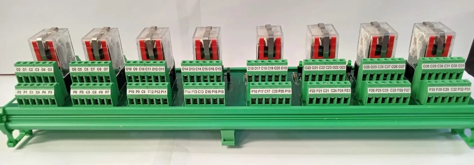 Relay Interfacing Module RP230A08-4CO-M-B14/P image 1