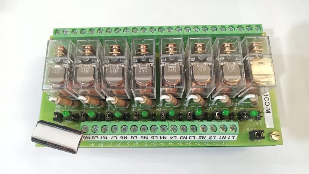 Relay Interfacing Module RP110A08-1CO-M image 1