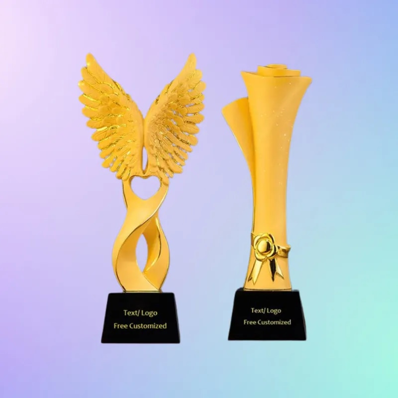 TROPHY & MEMENTOS image 1