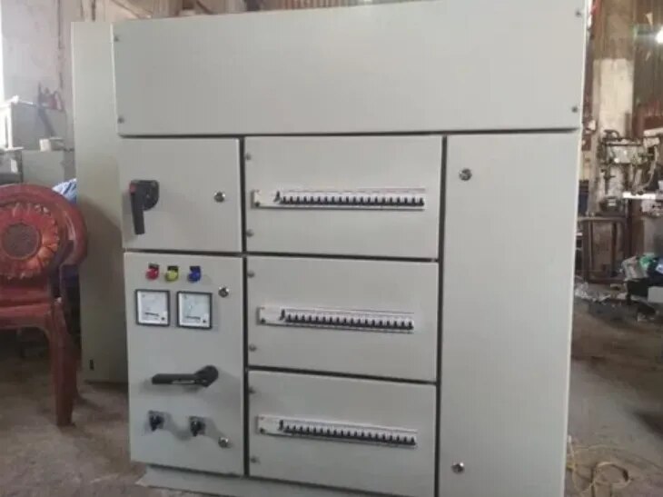 Power Distribution Panel image 1
