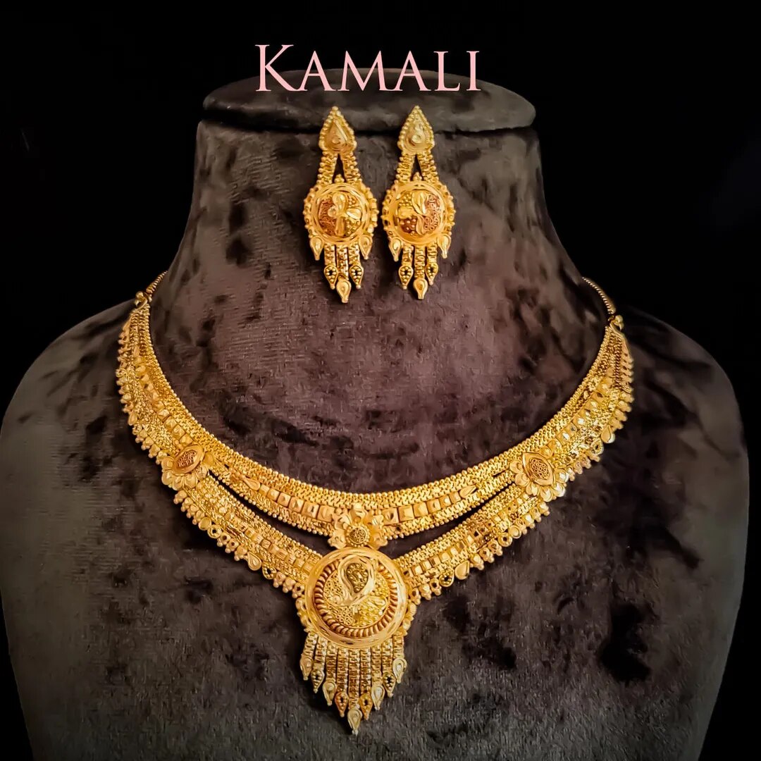 Bombay Necklace Set image 1