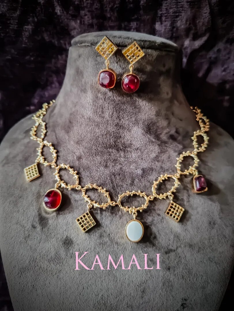 Mother Of Pearl Necklace Set image 1