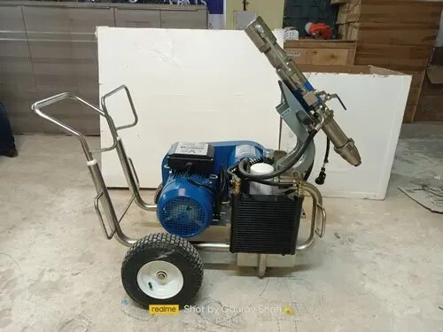 VE UB 990 Airless Putty Sprayer image 1