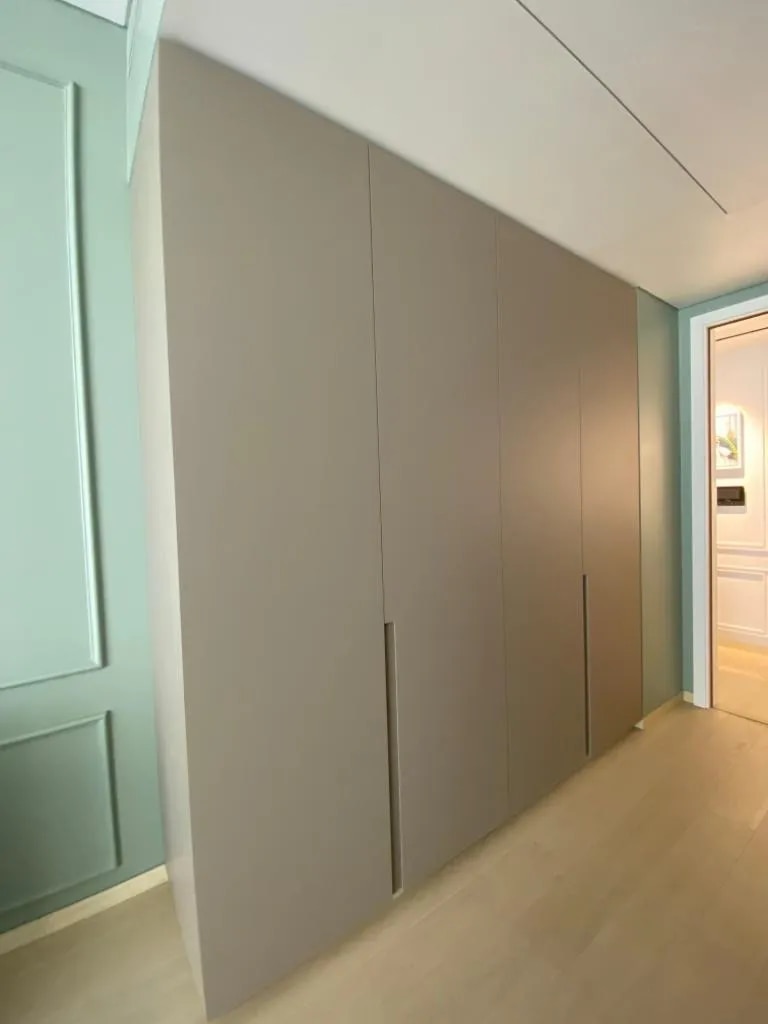 Wardrobes image 1
