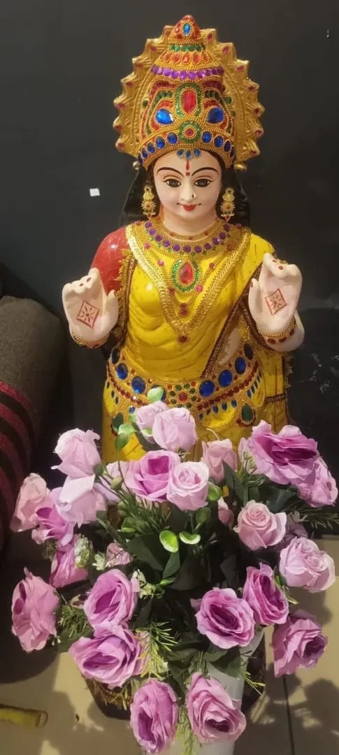 Rukmani devi idols 4 Feet ( 44 inch ) image 1