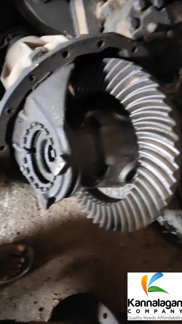 Bharatbenz Differencial 6 Wheel Tipper image 1