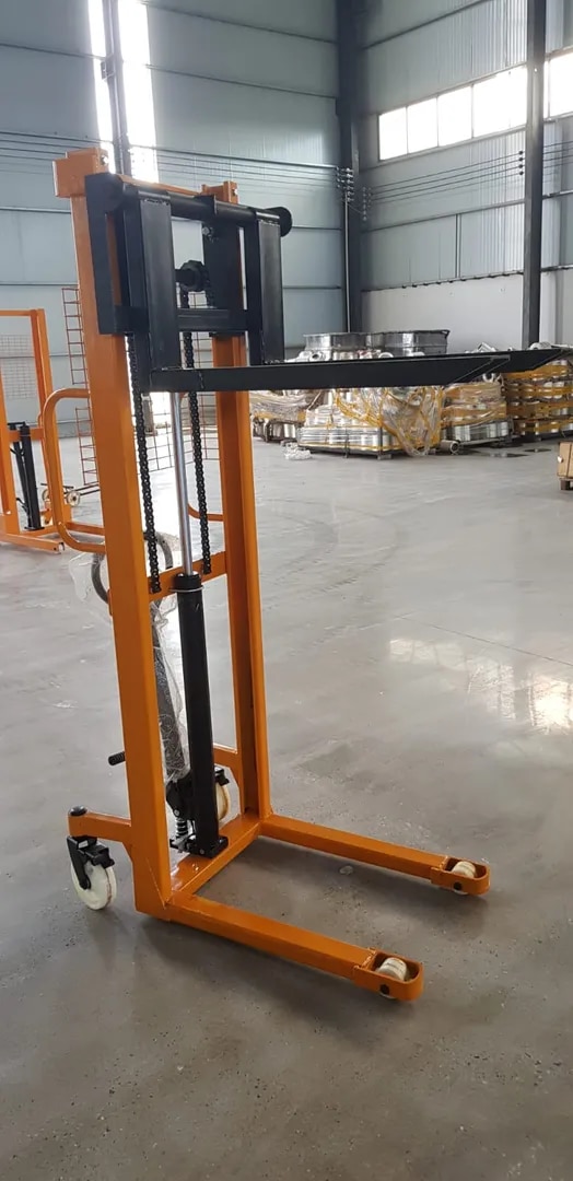 Hydraulic Manual Stacker image 1