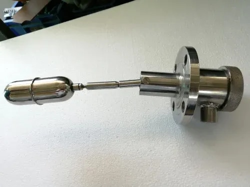 Side Mounting magnetic Liquid Level Switch image 1