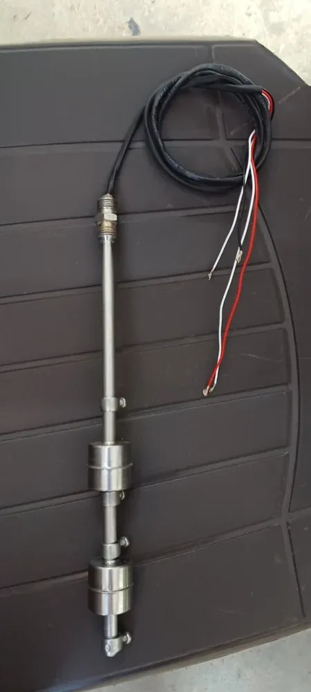 Top Mounted Level Switch image 1