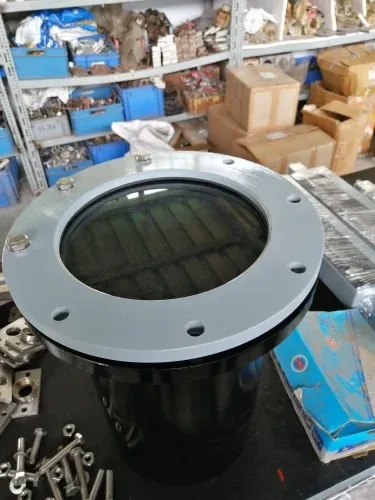 Tank Mounted View Glass Assembly image 1