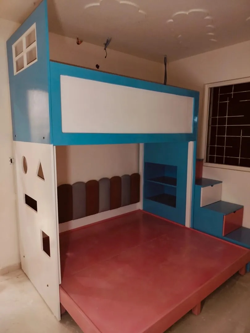 KIDS WOODEN BUNK BED image 1