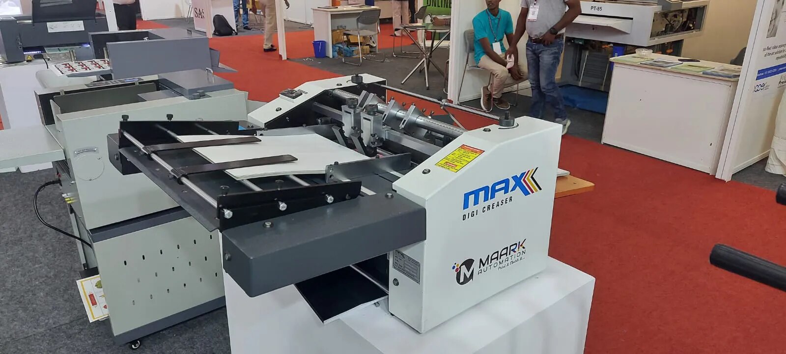 Digi Creasing / Perforation / Storing (3 in 1) Machine image 1