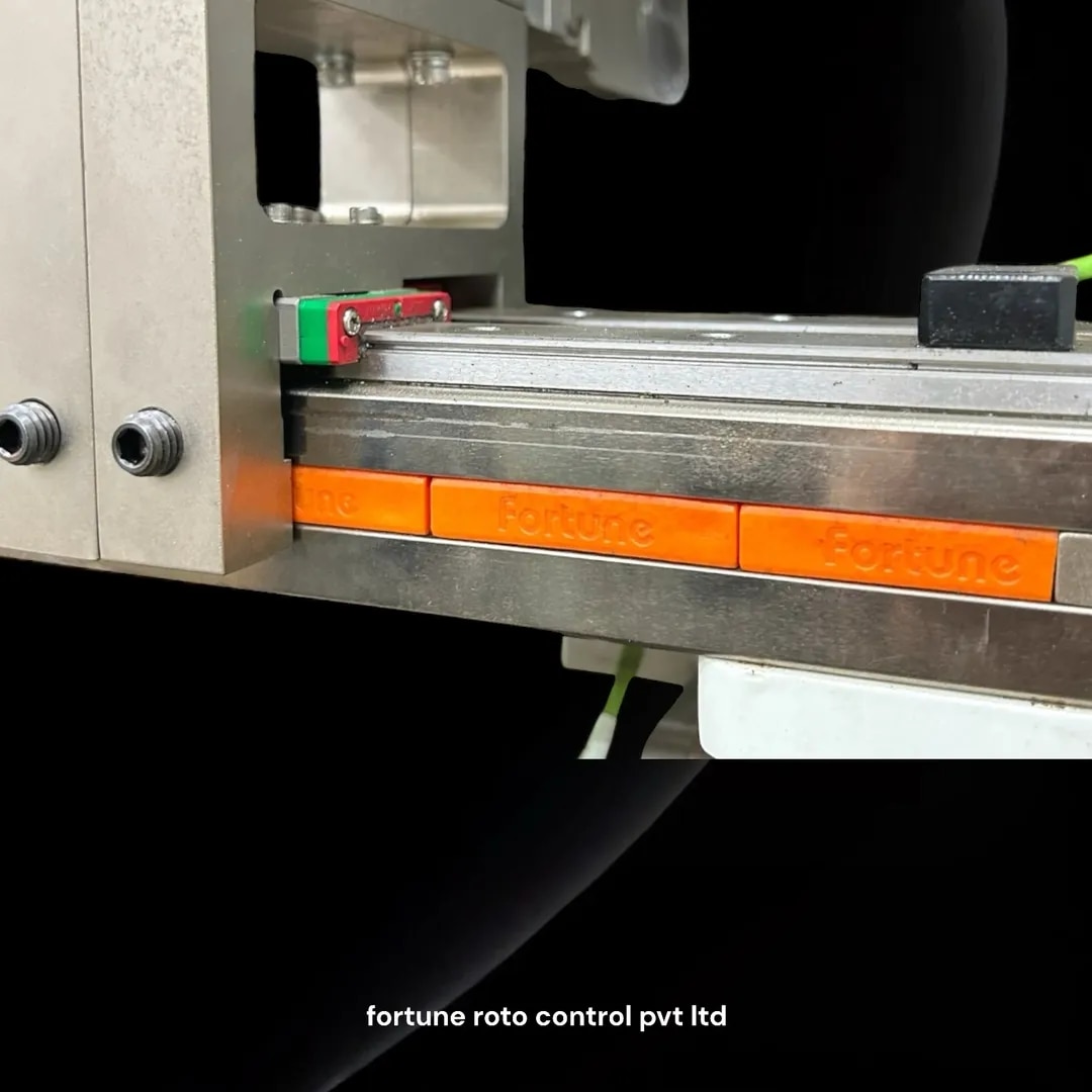 RAZOR CUTTER HOLDING AIR EXPANDING SHAFT image 1