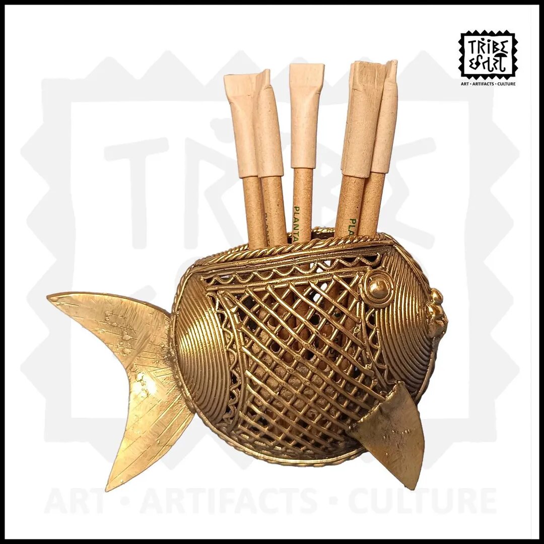 Dhokra Fish Pen Stand image 1