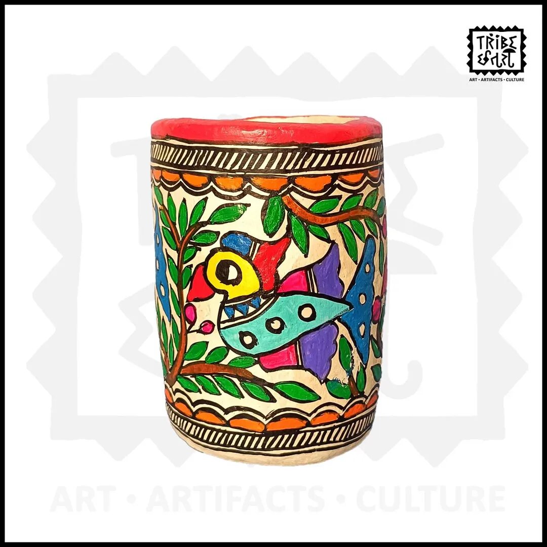 Madhubani pen stand peacock image 1