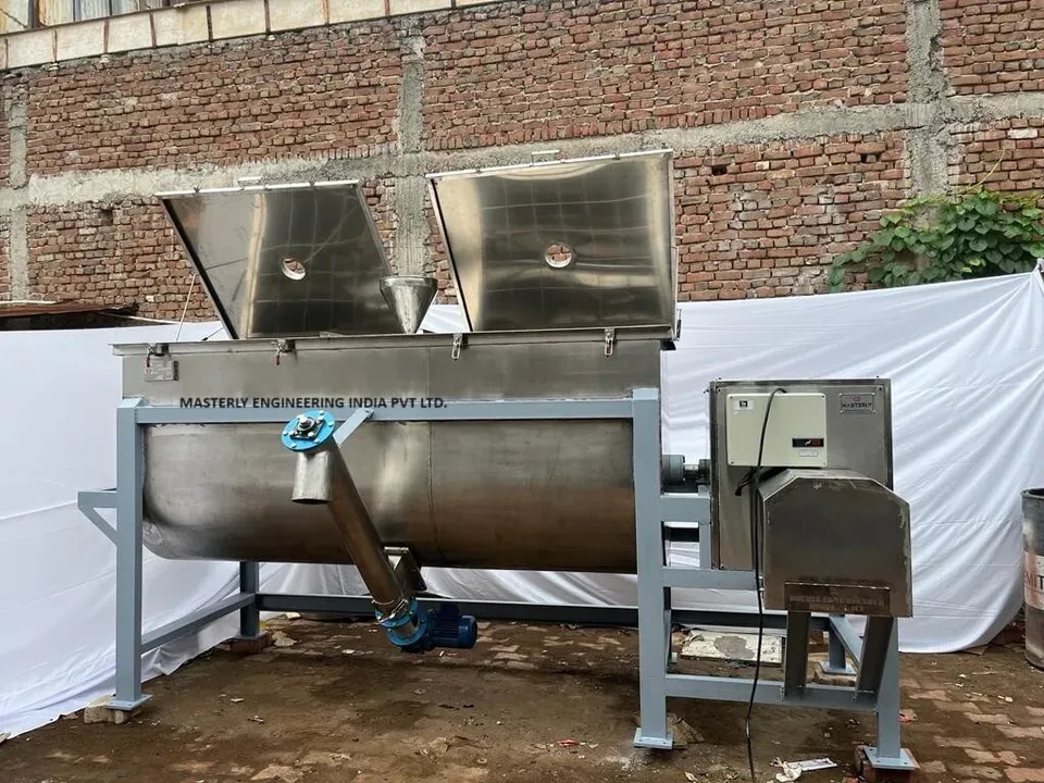 Ribbon Blender Mixer Machine image 1