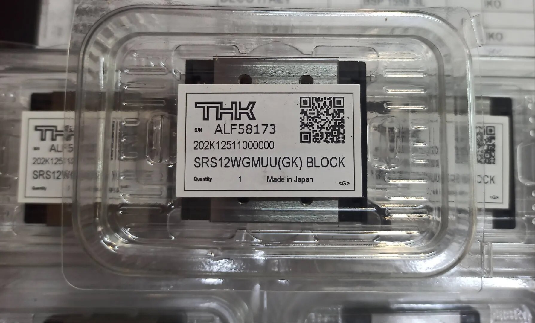 THK LINEAR BLOCK
SRS12WGMUU image 1