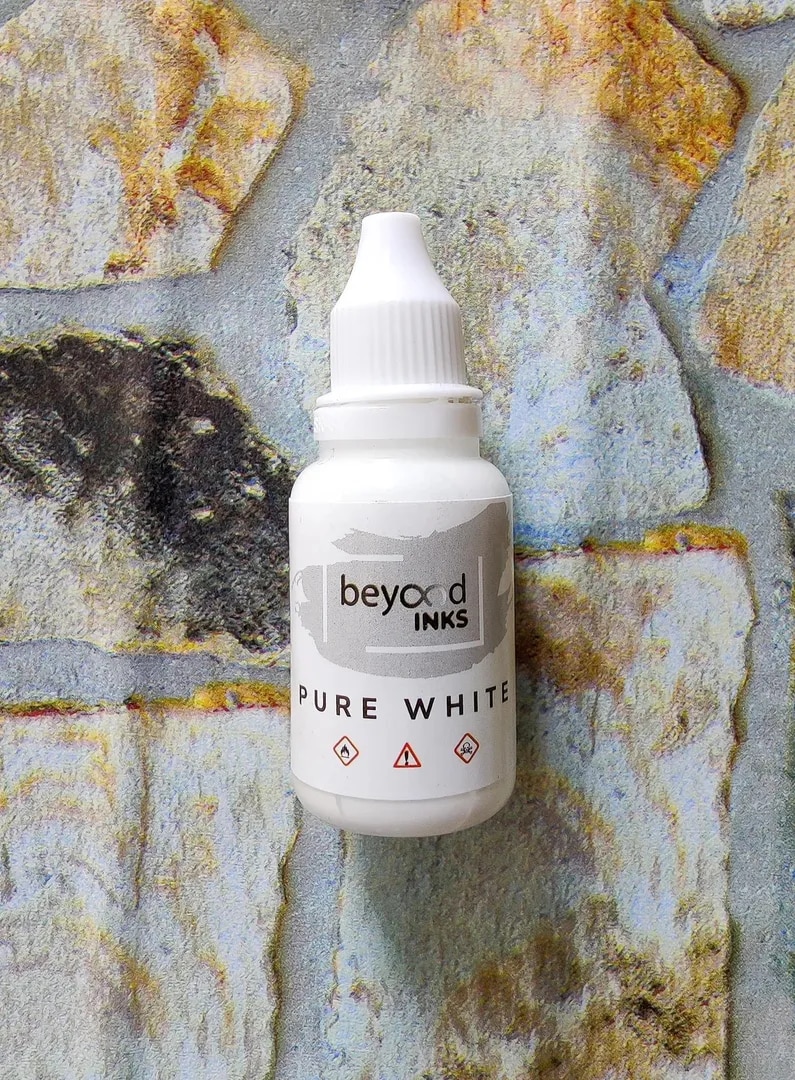 BEYOND INKS - ALCOHOL INKS - PURE WHITE - BOTTLE OF 20 ML image 1