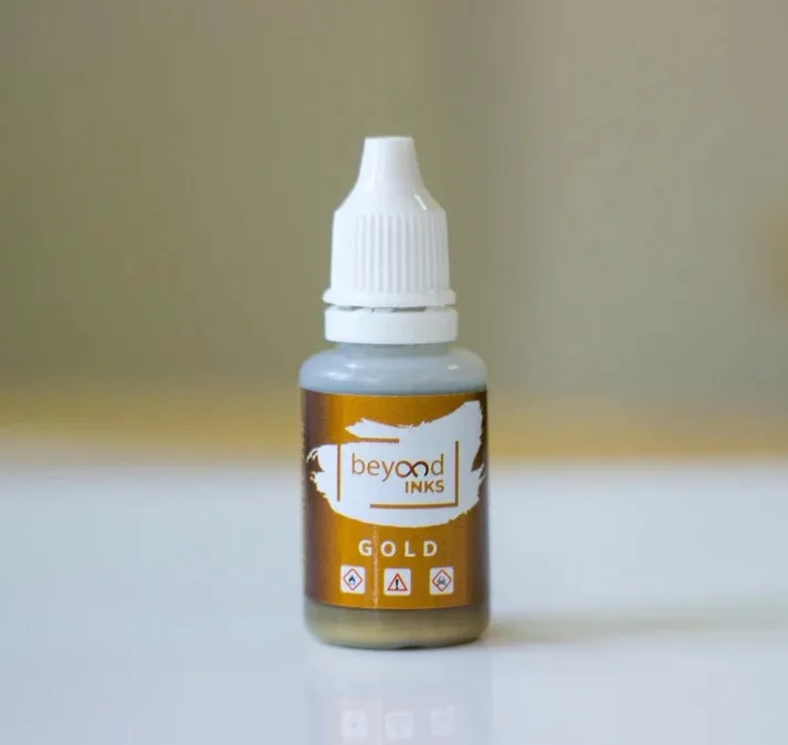 BEYOND INKS - ALCOHOL INKS - GOLD - BOTTLE OF 20 ML image 1