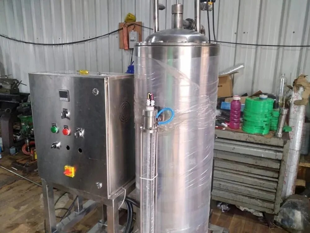 Automatic Soda Carbonators image 1
