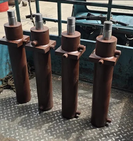 Double Acting Trunnion Mount Hydraulic Cylinders image 1