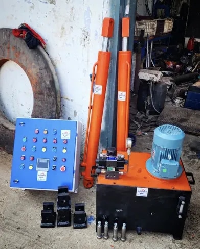 Plastic Water Tank Making Machine Hydraulic Cylinder image 1