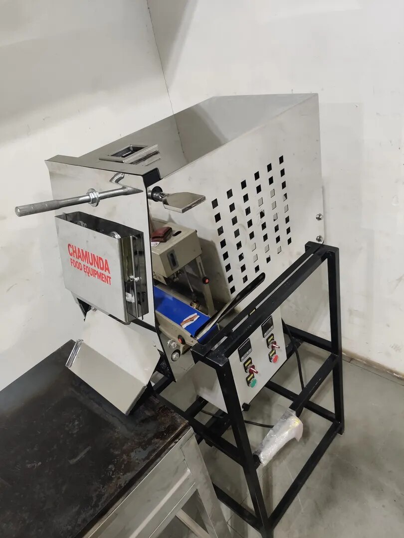 Chapatti Pressing Machine (Regular) image 1