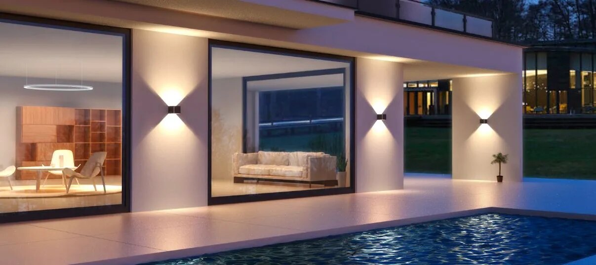 Wall Light image 1