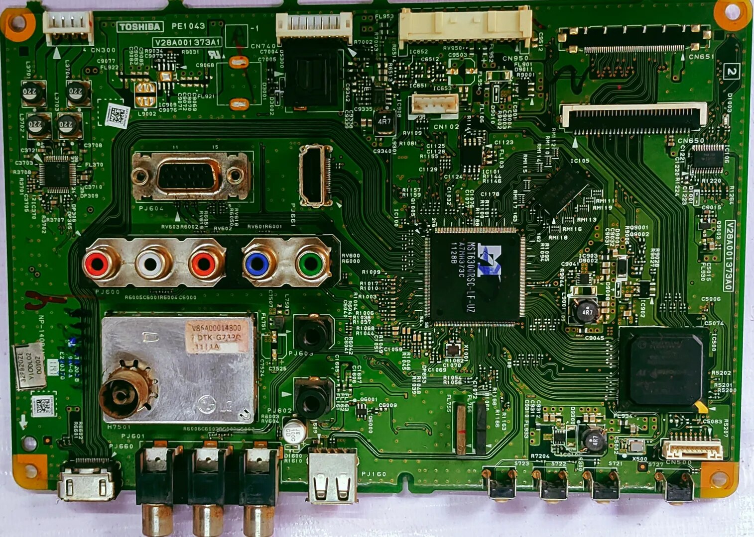 TOSHIBA 32PB20ZE LED TV MOTHER BOARD #WB39 image 1