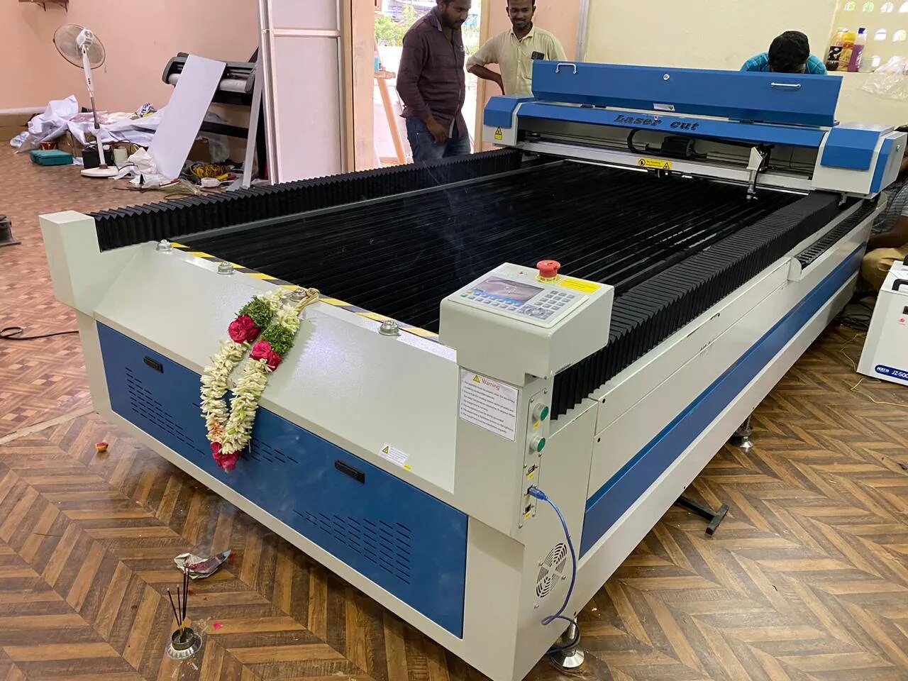 Acrylic Laser Cutting Machine 8 X 4 image 1
