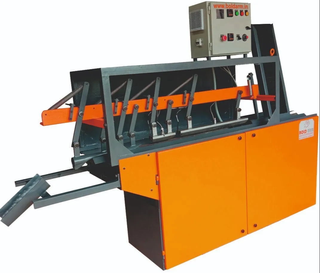 Bobbin Cleaning Machine image 1