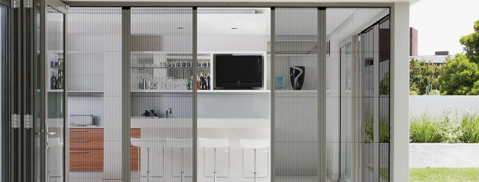 Barrier free Mesh Systems image 1
